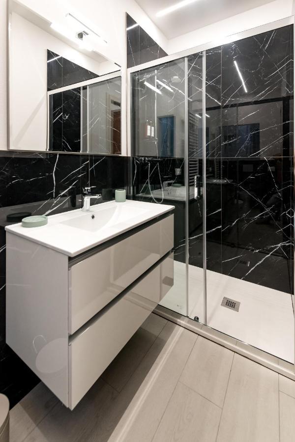 Obsidian -Centro- Wifi + Free Parking Apartment Ravenna Exterior foto